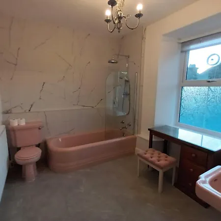 Privatunterkunft Double Bed En-suite *