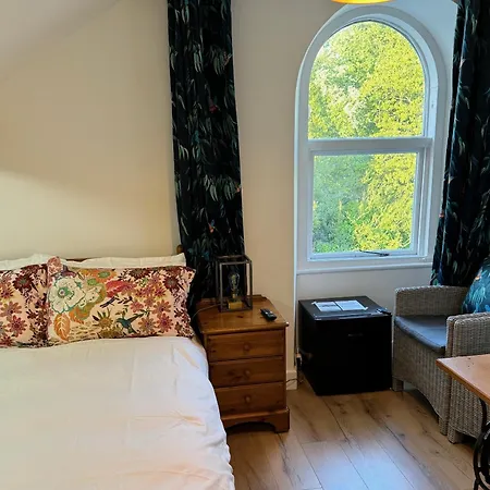 Double Bed En-suite *